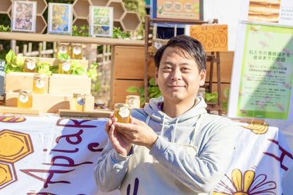 【白金色に輝く】アカシア蜜（120g）無農薬栽培・食品添加物不使用・完全非加熱・残留農薬分析検査済み＝全て無検出